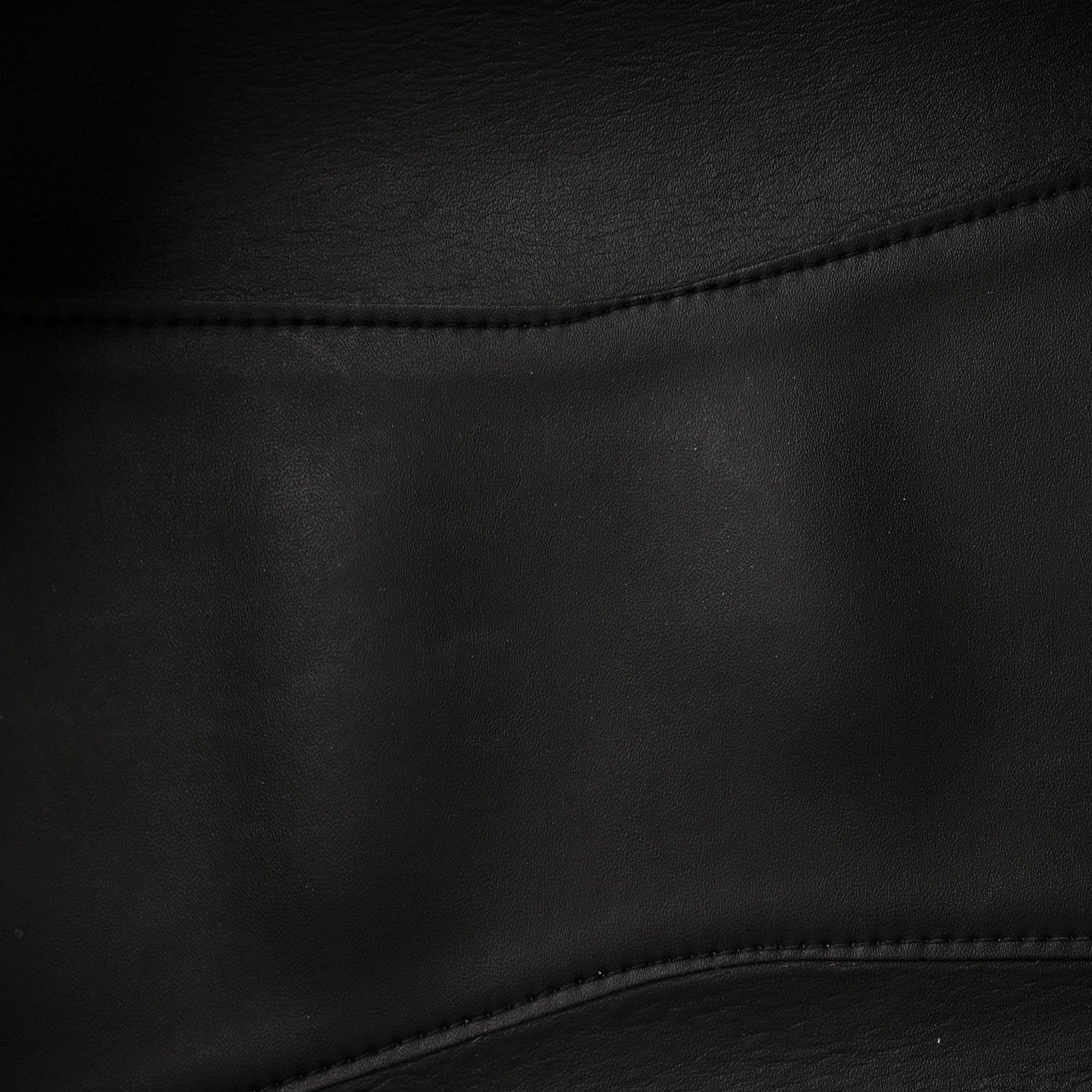 Grained Calfskin Neo Classic Black Hardware Medium City Black