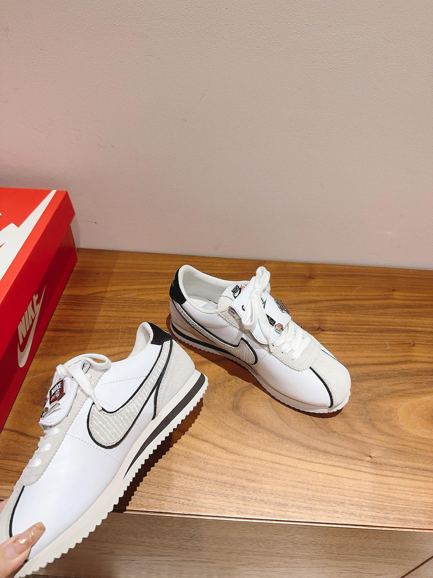 Nike Cortez Sneaker White Light Grey Suede 552043