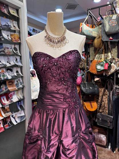Vintage Luxury Sweetheart Neckline Embroidered Layered Pleated Satin Long Prom Dress Evening Dress P4154