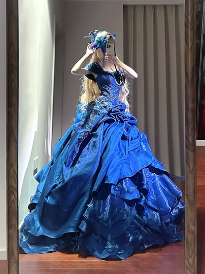 Blue strapless fitted waist slim-fitting ball gown with a full skirt R8624