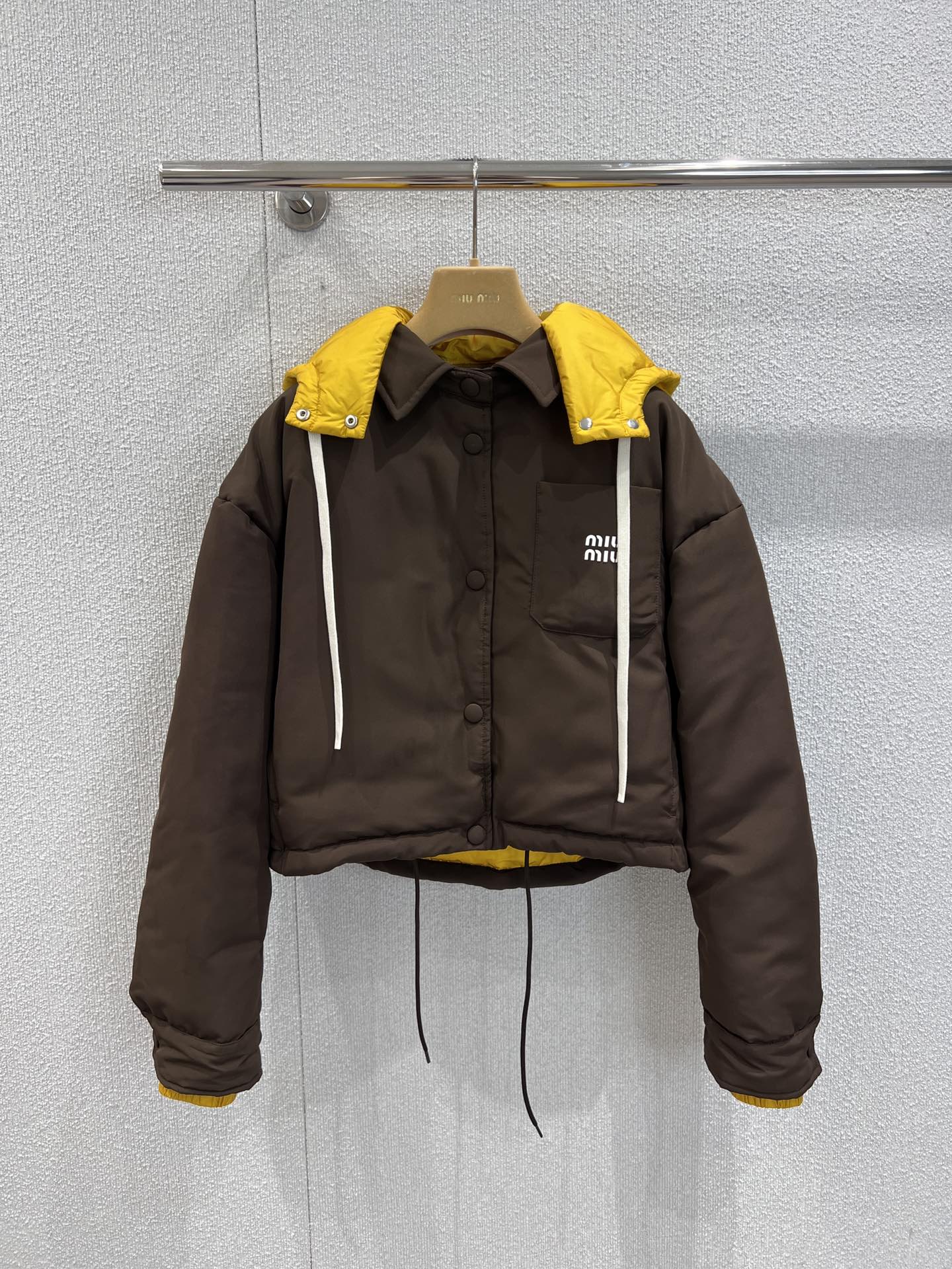 Miumiu 25FW Detachable Hooded Lapel Jacket Dark Brown Down Polyester