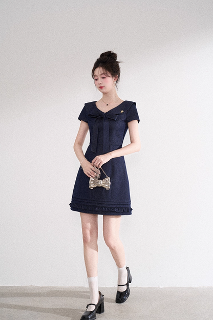 Design sense niche blue v-neck denim dress temperament French college style short skirt R4140