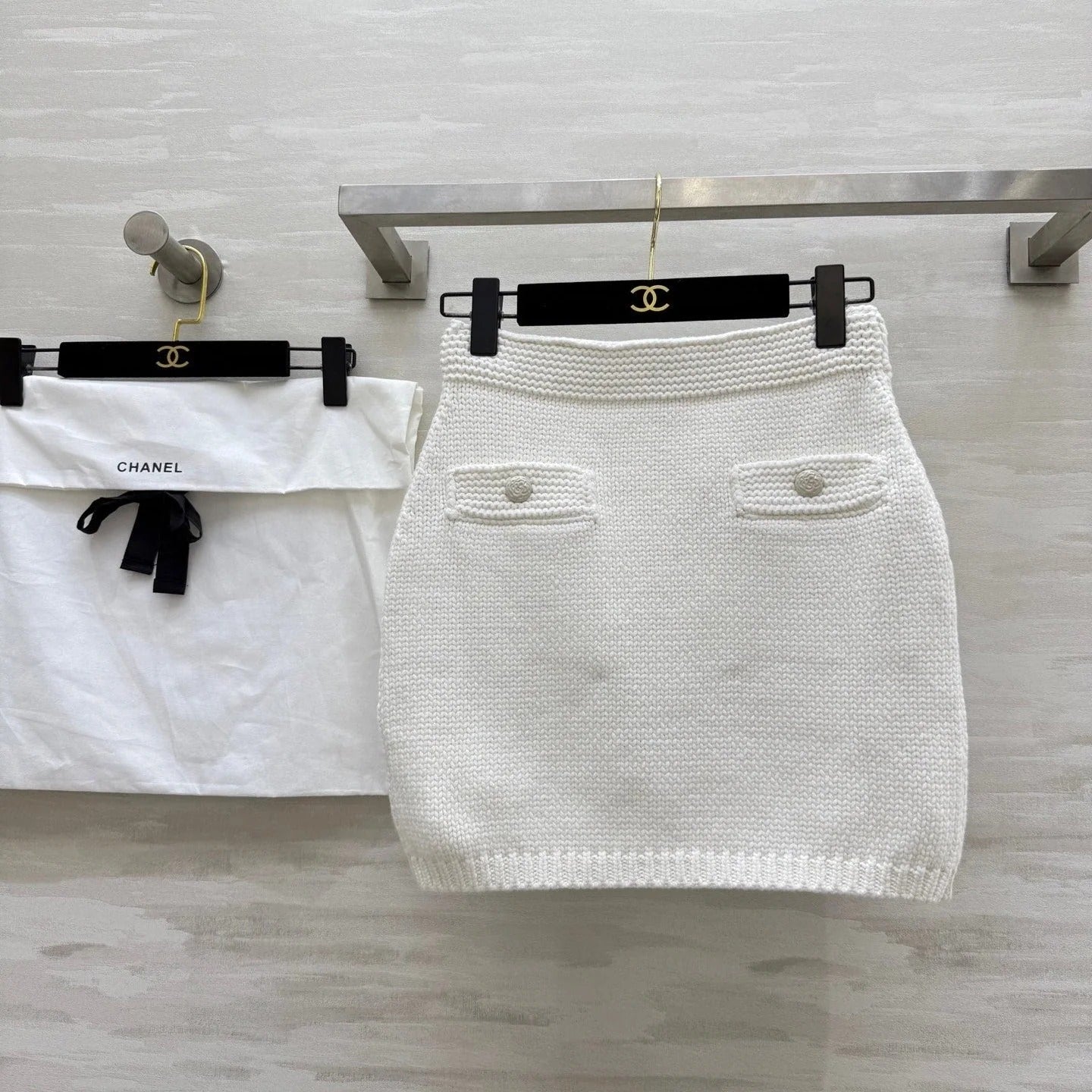 CHANEL 25S MINI SKIRT STYLE 239