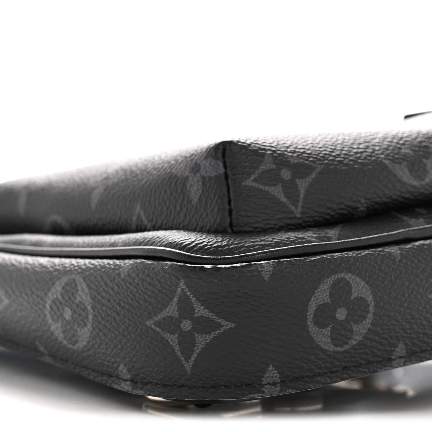 Monogram Eclipse Avenue Slingbag PM