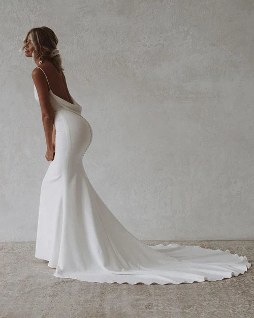 omberprom Elegant Simple Mermaid V-Neck Satin Long Wedding Dresses Solid Color