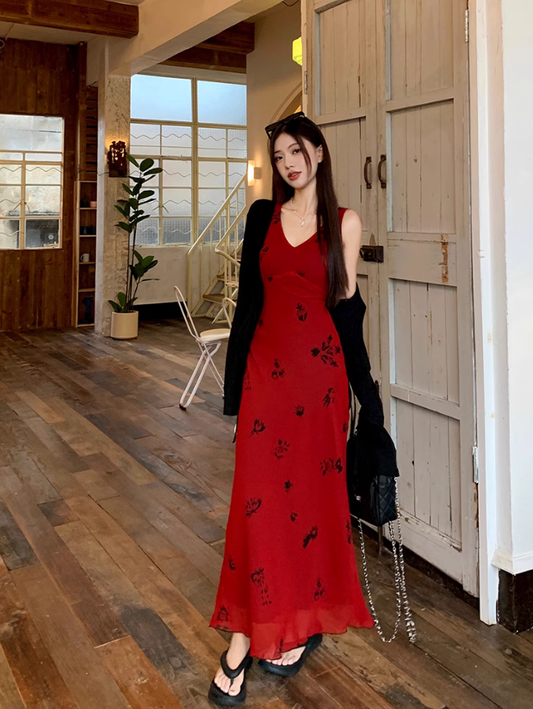 Fairy V-neck suspender dress French style slim high waist petite long skirt holiday style skirt R1758