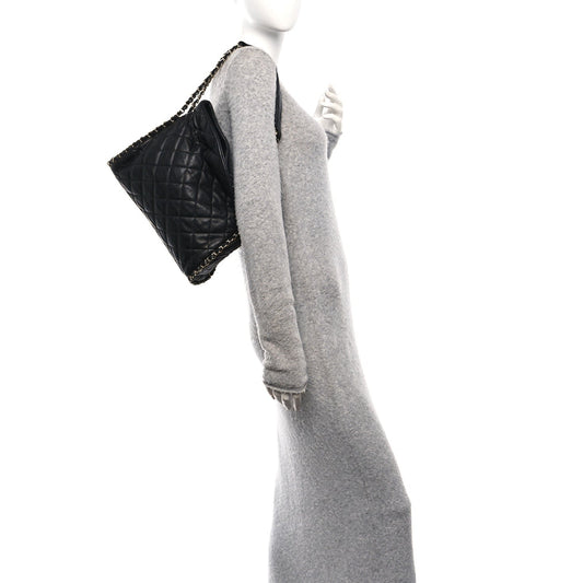 Calfskin Quilted Medium Chain Me Hobo Black