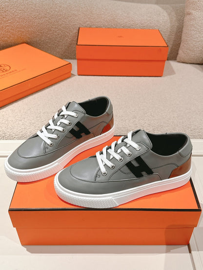 HM 25ss Sneakers Dark Gray Cowhide 577534