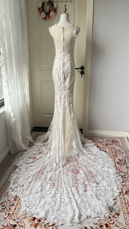 Elegant Retro White Mermaid Round Neck Lace Train Prom Dress Evening Dress Wedding Dress P4207