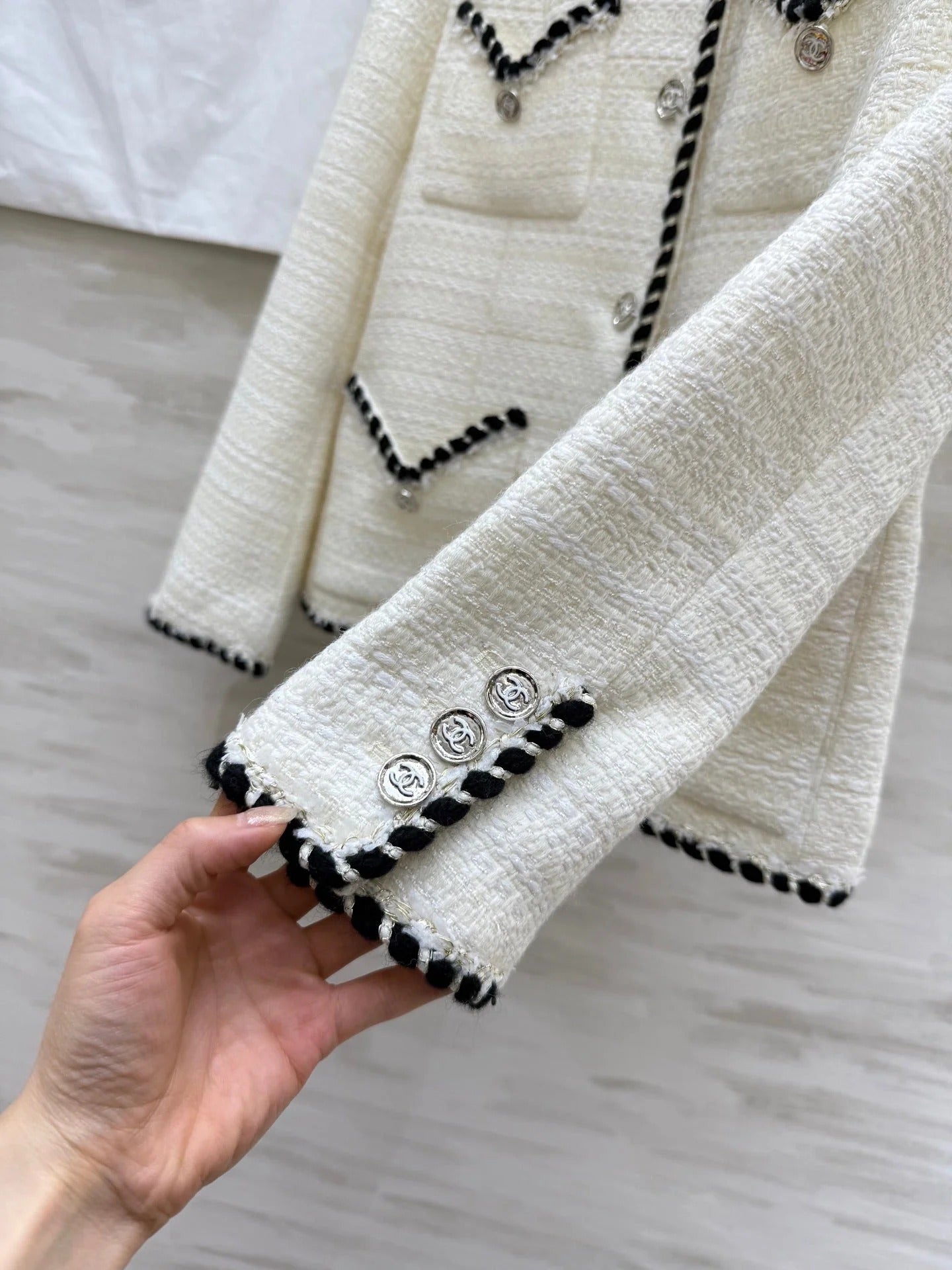 CHANEL 25S JACKET STYLE 242