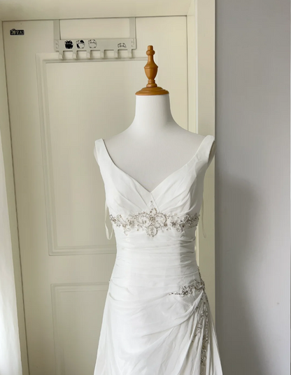 Elegant White Deep V-neck Beaded Chiffon Prom Dress Evening Dress P4213