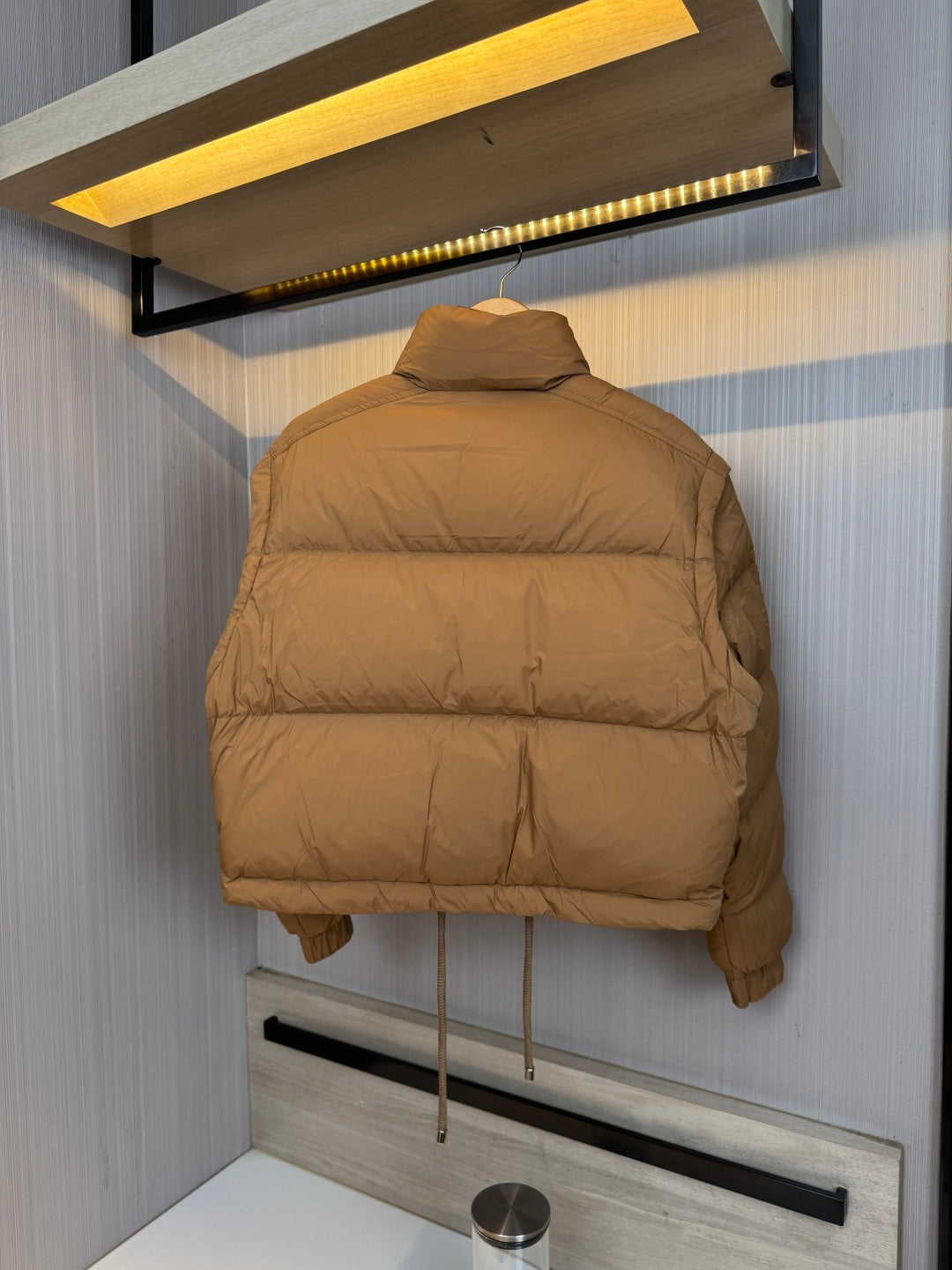 Moncler 25 Down Jacket With Detachable Sleeves 285711