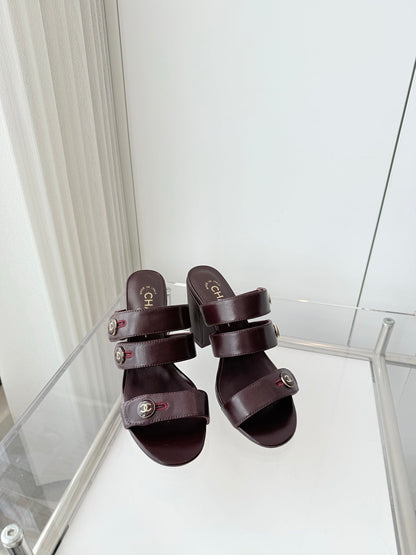 Chanel 26 Turnlock 85 Burgundy Sandal Mule in Lambskin 597393