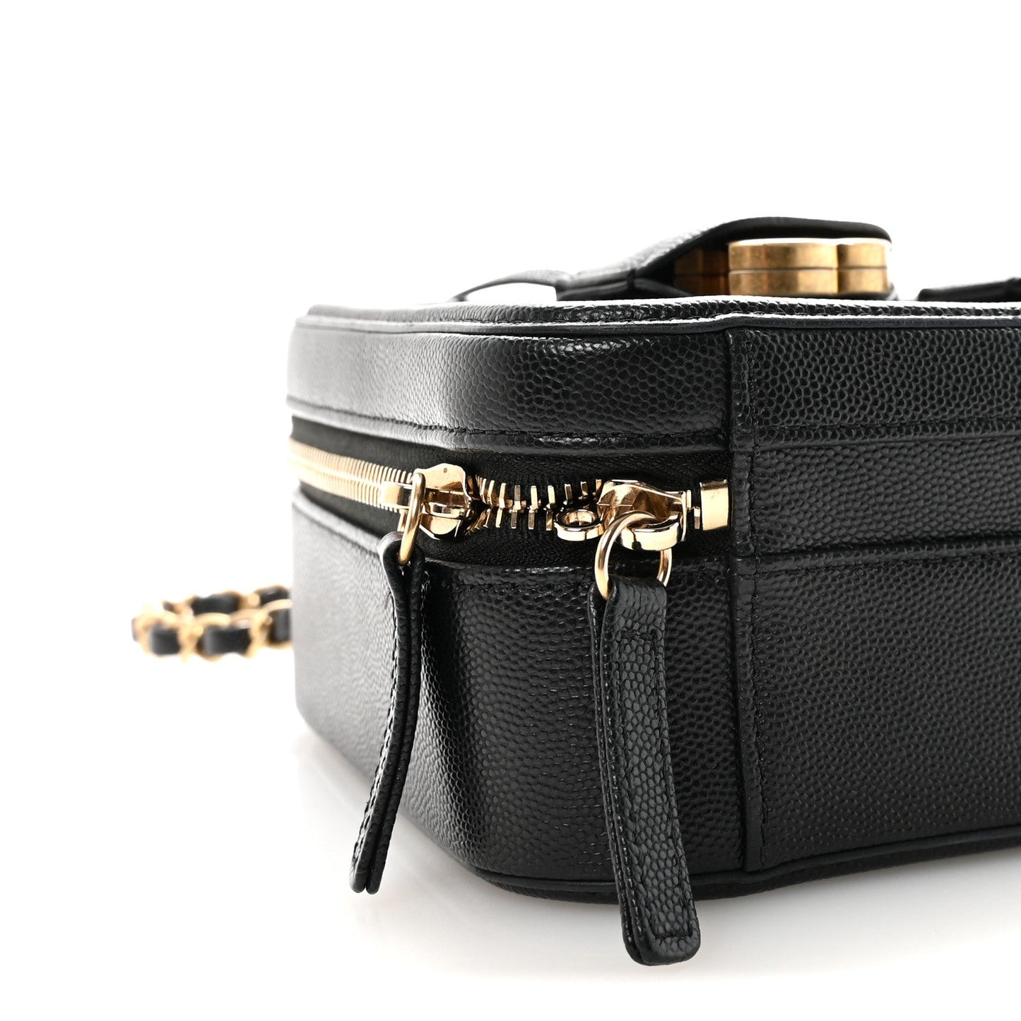 Caviar Quilted Medium CC Filigree Vanity Case Black