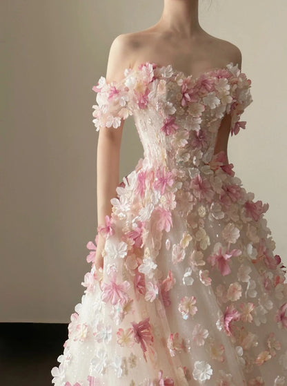Sweet Pink And White Gradient Strapless 3D Floral Tulle Ball Gown Wedding Dress P4023