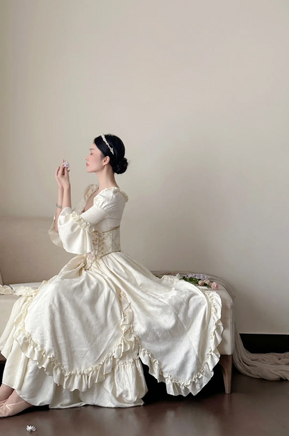 Pearl white square-neck waist-cinched slim-fit elegant vintage long prom gown, wedding dress R8017