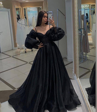 Black Long Sleeves Prom Dresses,Organza Formal Dresses,Party Dress with Train