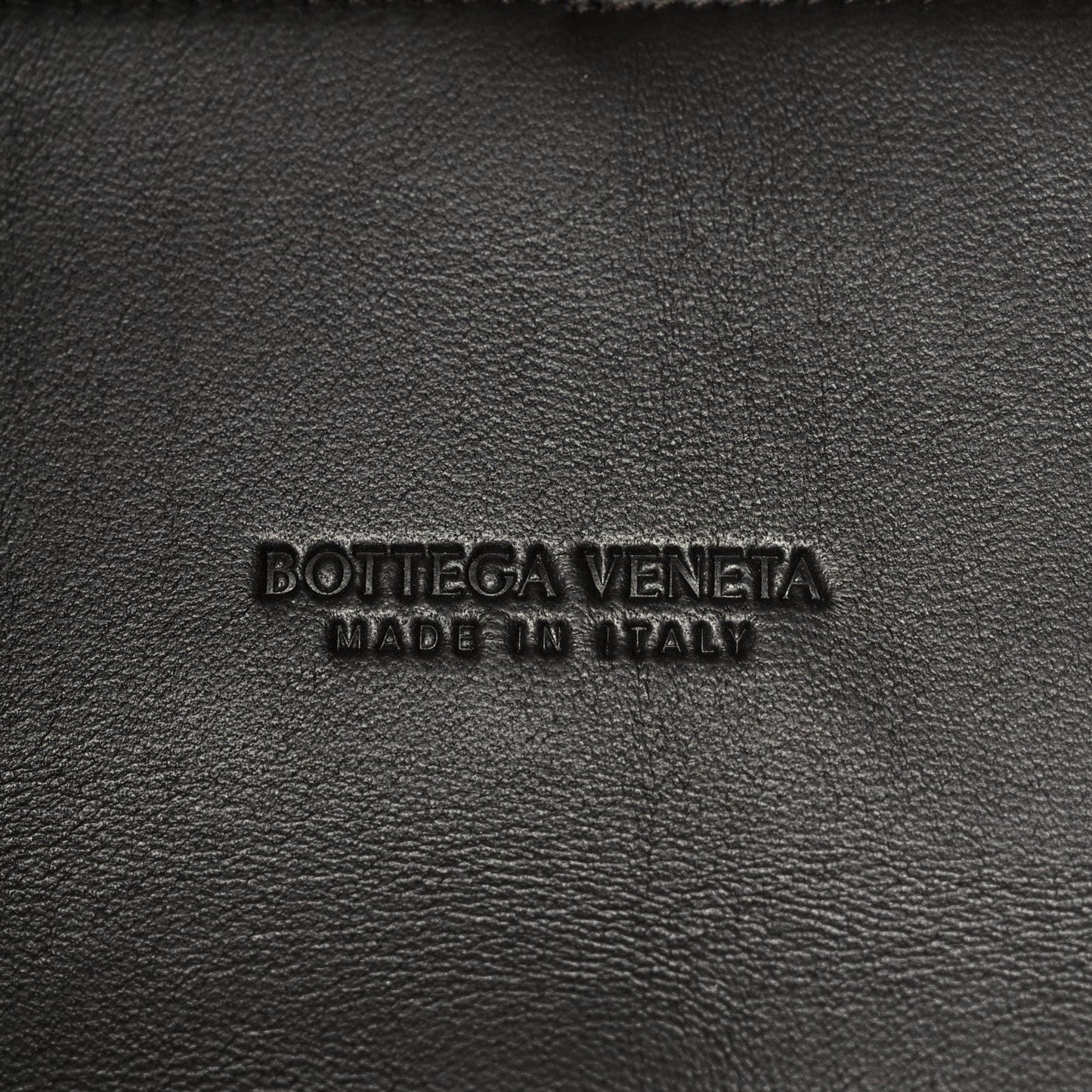Nappa Intrecciato Medium Andiamo Shoulder Bag Fondant