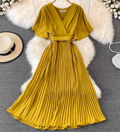 2025 new V-neck short-sleeved dress slim fit temperament waist tie big swing pleated long skirt R0345