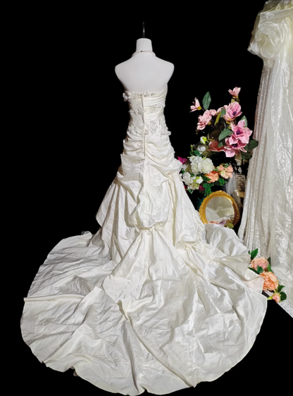Pretty Ivory Strapless Satin Pleated Appliques Mermaid Party Dress Long Birthday Evening Gown