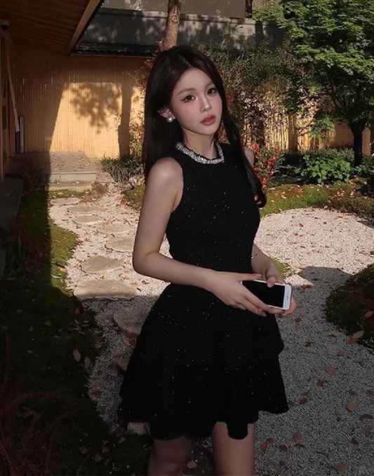 Black sleeveless slim waist A-line daughter feeling short skirt homecoming dress R4225
