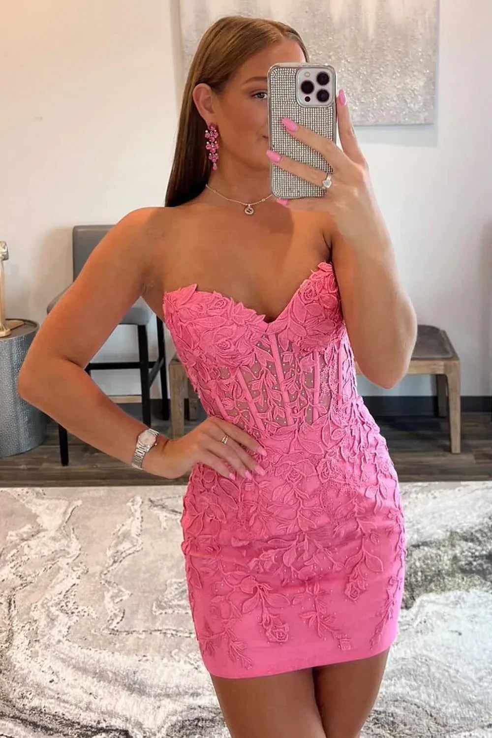 omberprom Charming Strapless Homecoming Dress Sweetheart Lace Up Short Graduation Dress with Appliques