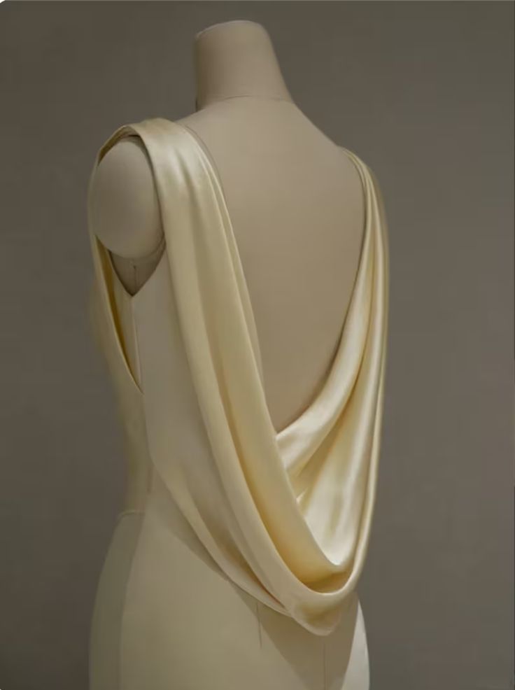 Pastel Yellow Satin Backless Mermaid Long Prom Dress      S7065