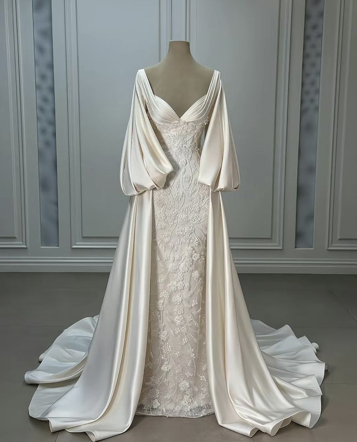 Luxury Wedding Dresses Ivory Satin Lace A line Bridal Gowns