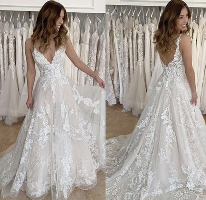 Light champagne applique tulle wedding gown spaghetti straps bridal dresses