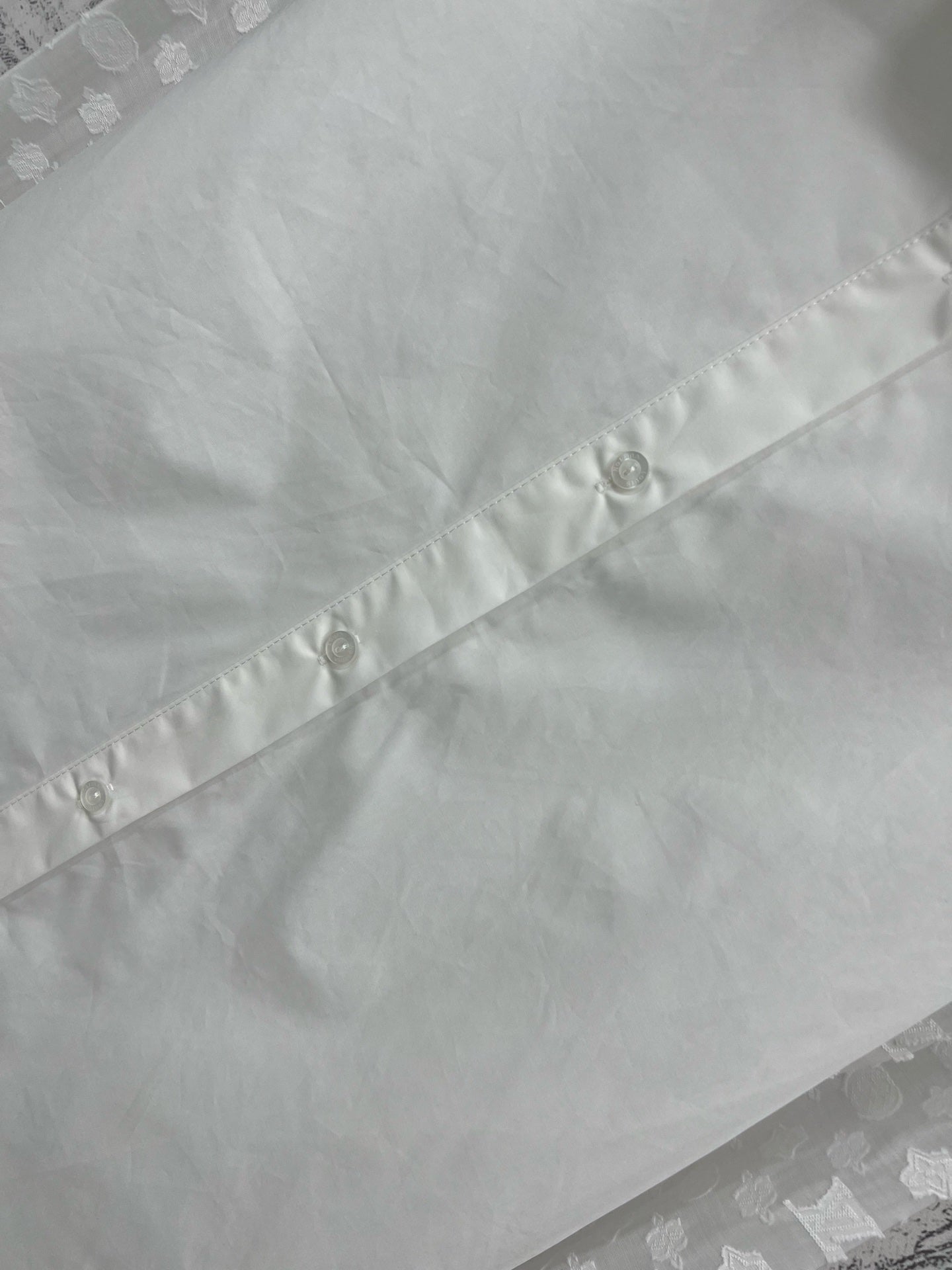 LV 25 Splicing Perspective Jacquard Monogram Sleeve Shirt White Cotton