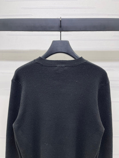 CHANEL WOOL LONG SLEEVE CARDIGAN STYLE 281