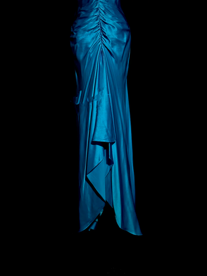 Blue halter-neck, fitted waist, pleated, revealing hips, sexy long ball gown R6675