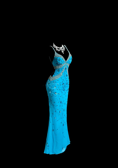 Blue halter-neck backless sexy fitted ball gown R6635