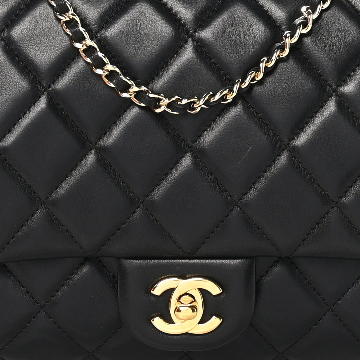 Lambskin Quilted Clutch With Chain Flap Black