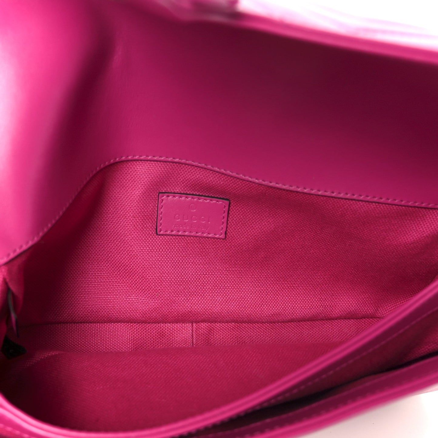 Calfskin Matelasse Monochrome GG Marmont Crossbody Shoulder Bag Classic Fuxia