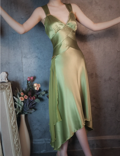 Vintage Elegant Green Deep V-neck Satin Prom Dress Evening Dress P4317
