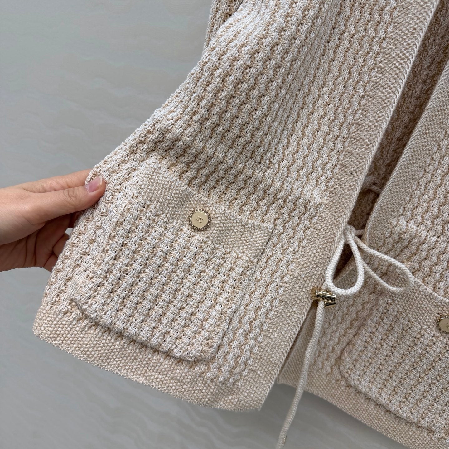 Chanel 26c Rhinestone Buckle Belt Cardigan Beige Wool 333717