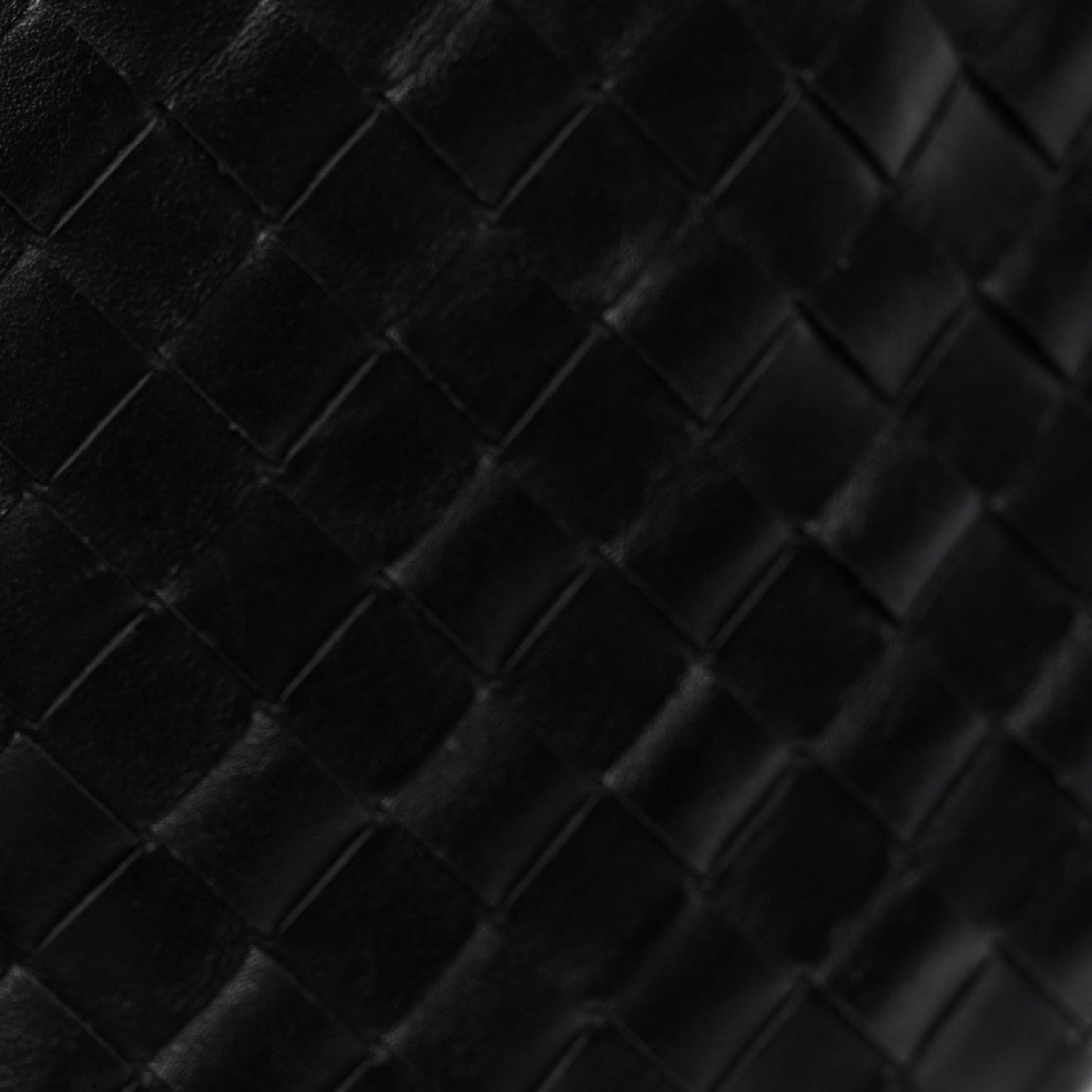 Calfskin Intrecciato Virgule Black