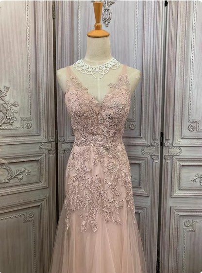 Elegant Pink Mermaid V-Neck Lace Embroidery Tulle Long Prom Dress Evening Dress P4346