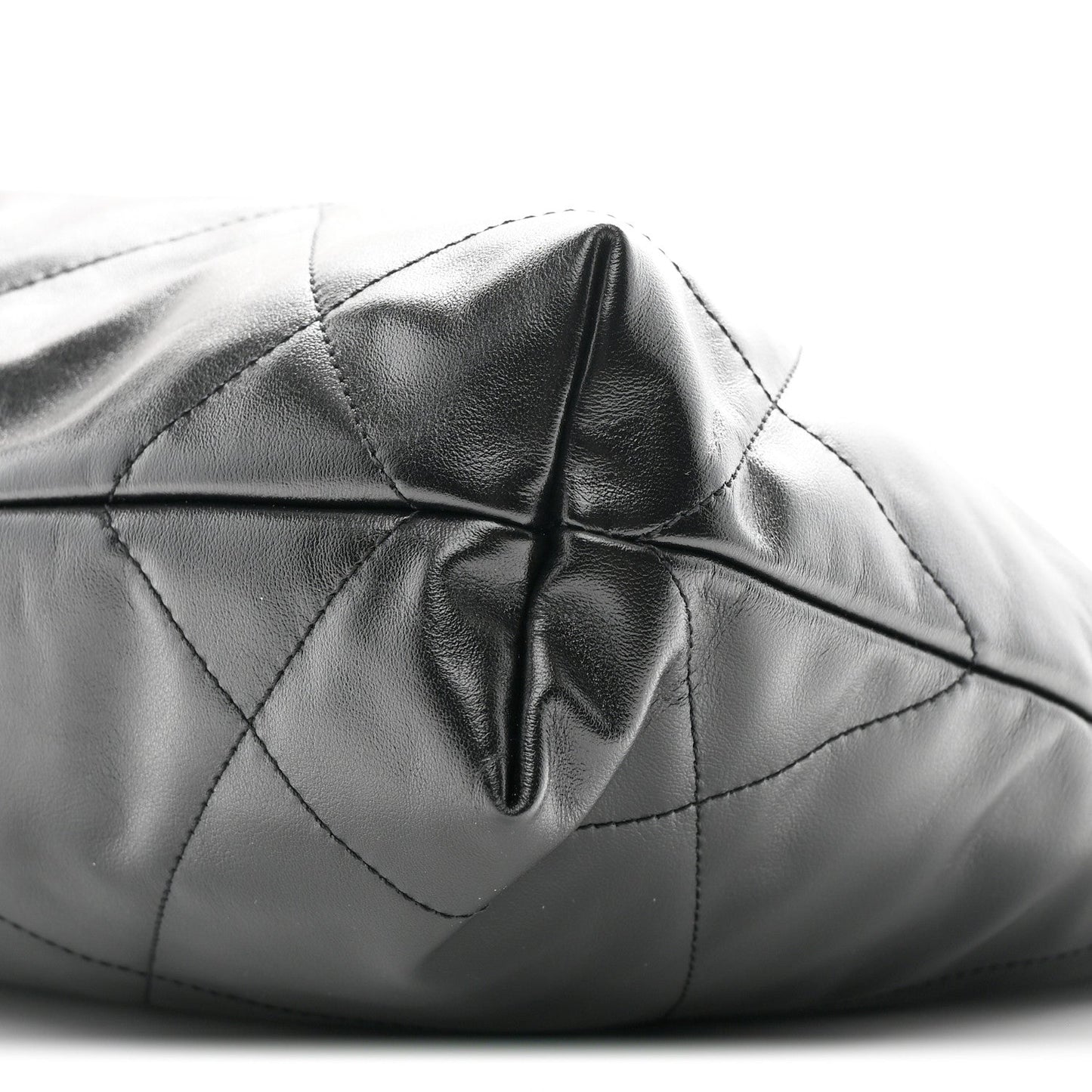 Shiny Calfskin Quilted Small Chanel 22 Black