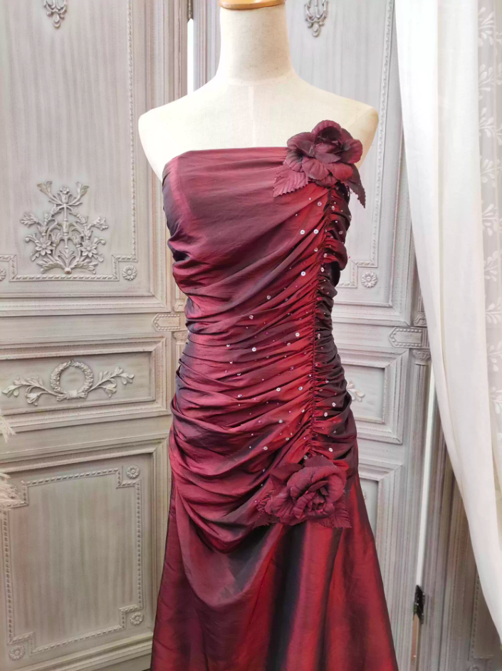 Elegant Vintage Burgundy Strapless Ruched Satin Long Prom Dress Evening Dress P4351