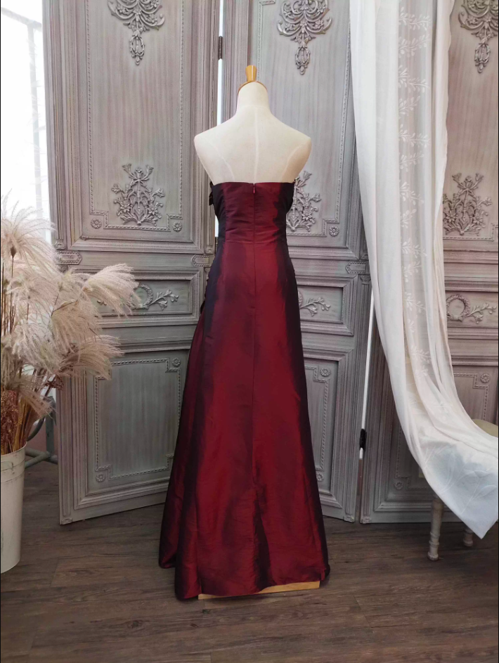 Elegant Vintage Burgundy Strapless Ruched Satin Long Prom Dress Evening Dress P4351