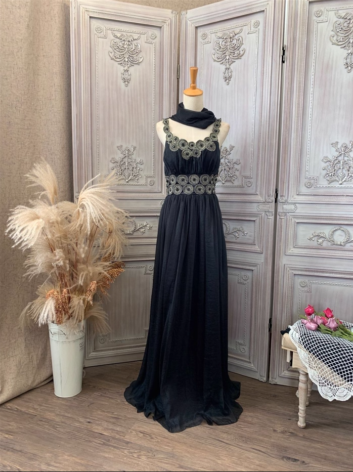 Vintage Court Black Embroidery Circular Pattern Black Diamond Chiffon Long Prom Dress Evening Dress P4353