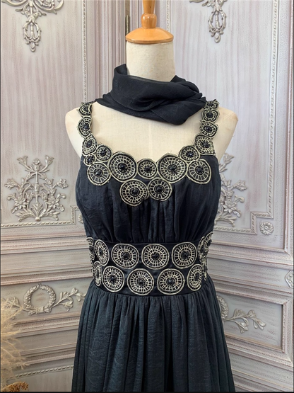Vintage Court Black Embroidery Circular Pattern Black Diamond Chiffon Long Prom Dress Evening Dress P4353