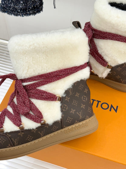 LV Cloud Lace-Up Ankle Boot Sneaker White - Red Shearling Monogram Canvas 572469