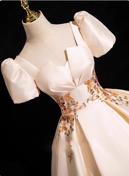 Princess Light Champagne Short-Sleeve Floral Embroidered Ball Gown Evening Dress P4363