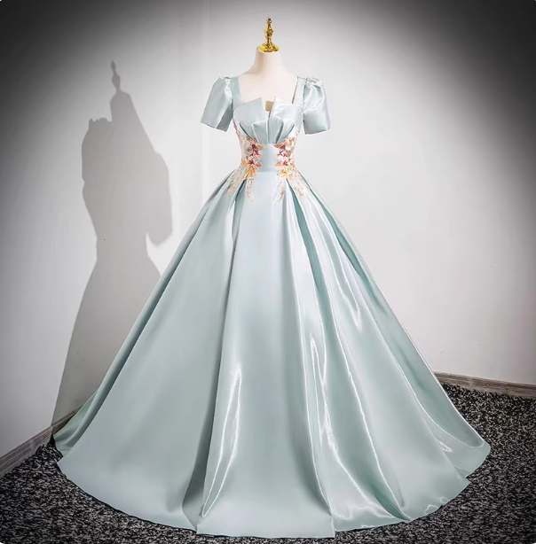 Princess Light Champagne Short-Sleeve Floral Embroidered Ball Gown Evening Dress P4363