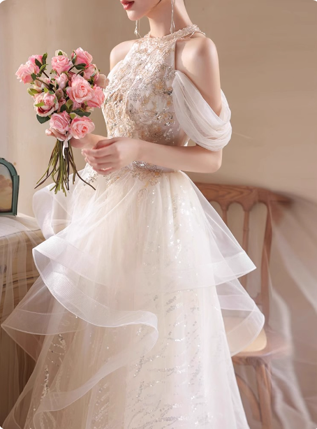 Princess A-Line Halter Neck Sequin Embroidered Tiered Tulle Long Prom Dress Evening Dress P4372