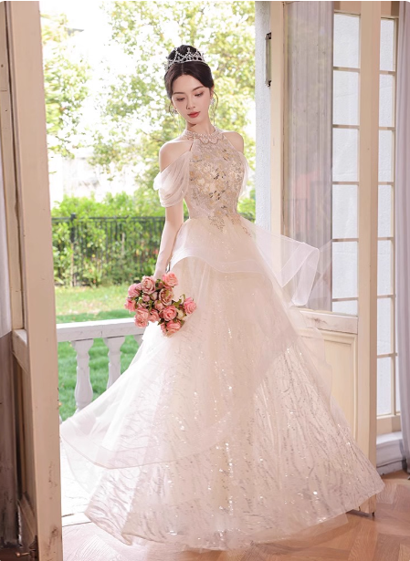 Princess A-Line Halter Neck Sequin Embroidered Tiered Tulle Long Prom Dress Evening Dress P4372