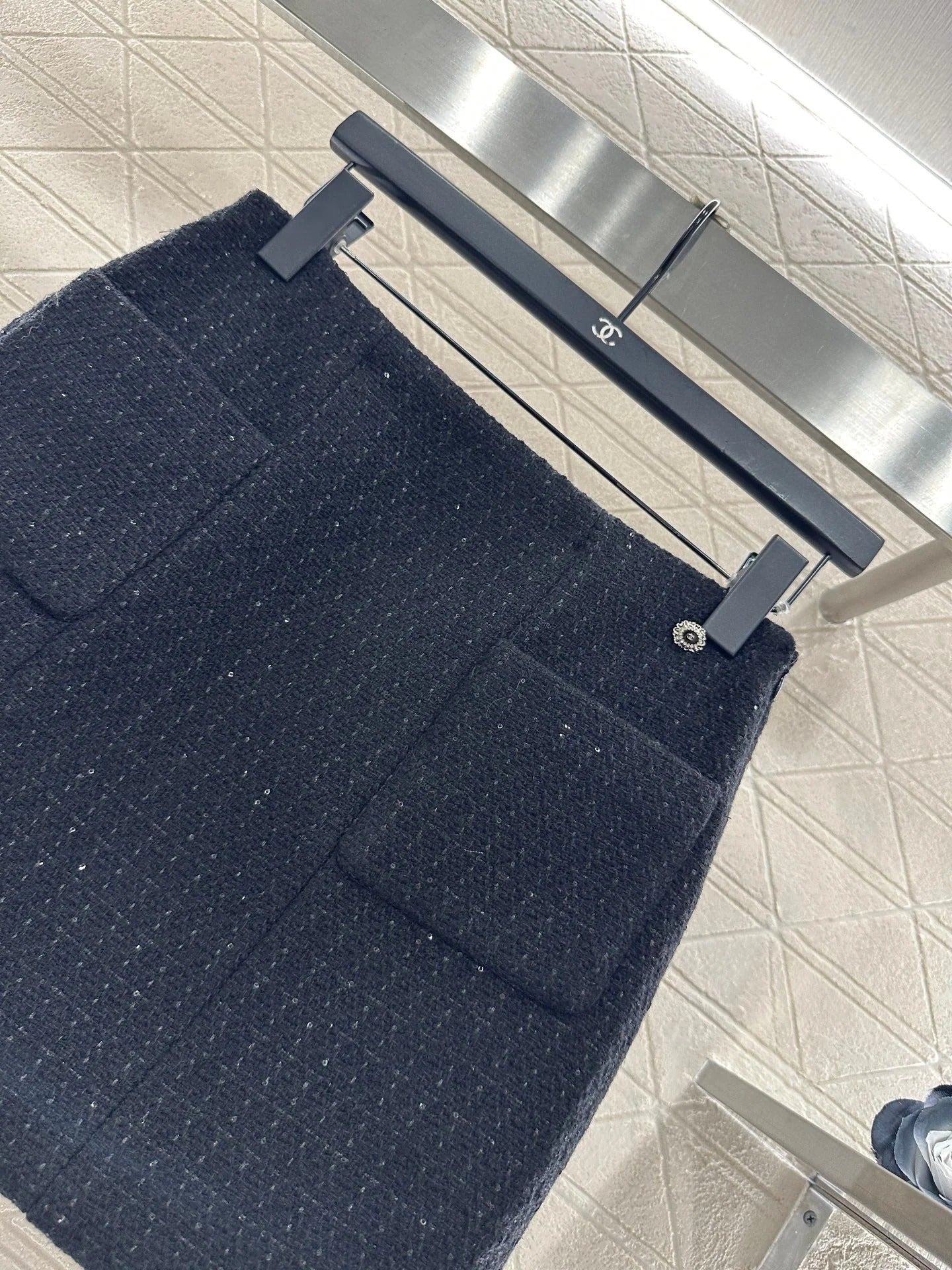CHANEL 25S TWEED MINI SKIRT 303